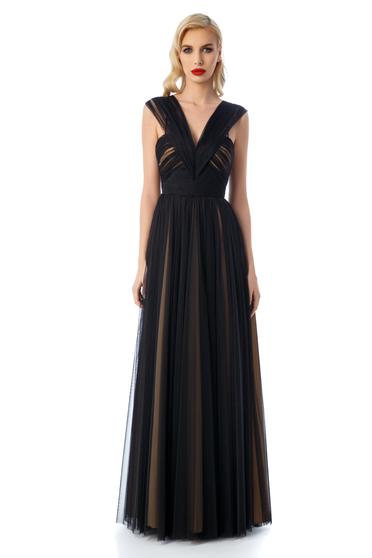 Ana Radu black dress luxurious with inside lining with deep cleavage from tulle
