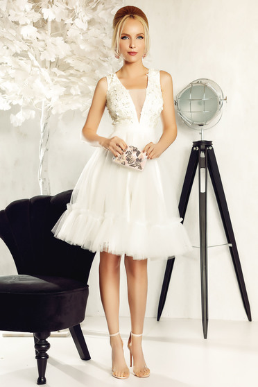 Fofy white occasional cloche dress from tulle with floral details with 3d effect