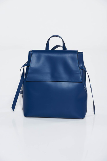 Darkblue casual backpack natural leather