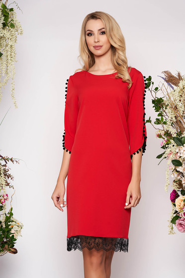 Red elegant straight dress slightly elastic fabric with lace details with tassels