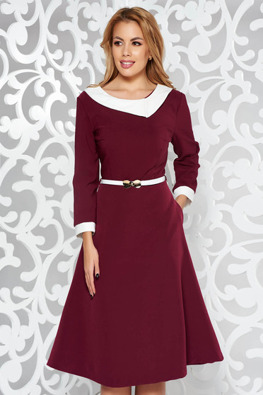 Burgundy elegant cloche dress slightly elastic fabric accessorized with belt