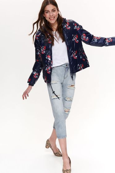 Darkblue jacket casual with pockets short cut with undetachable hood with floral print