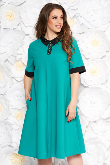 Green elegant midi flared dress soft fabric with pockets with small beads embellished details