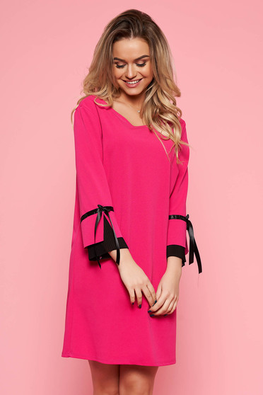 Fuchsia elegant dress from elastic fabric with easy cut with 3/4 sleeves