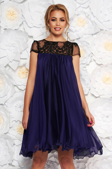 Artista purple occasional dress with easy cut with embroidery details from veil with inside lining
