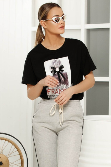Black casual flared t-shirt short sleeves airy fabric