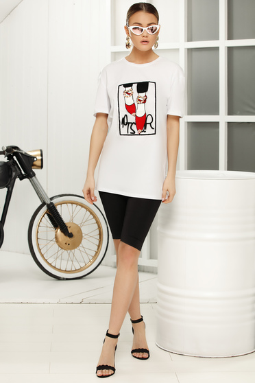 White casual flared t-shirt short sleeves thin fabric