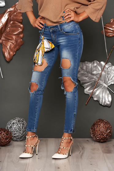 Blue casual skinny jeans with ruptures with medium waist cotton