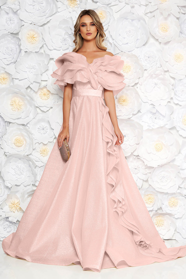 Ana Radu lightpink occasional cloche dress with ruffle details accessorized with tied waistband