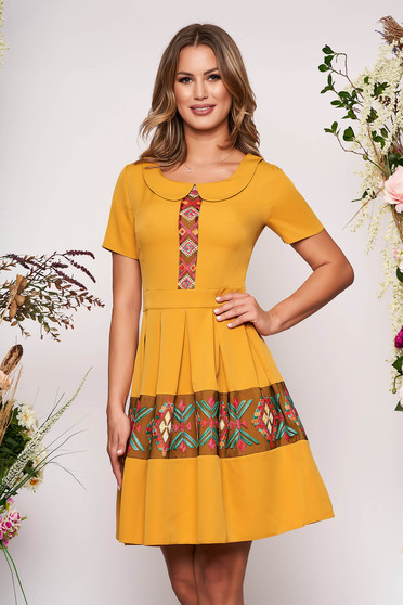 Mustard elegant daily cloche dress short sleeve with round collar embroidered short cut