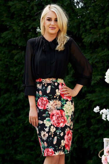 Black elegant daily midi pencil dress with 3/4 sleeves with floral prints