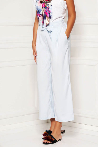 Lightblue trousers elegant high waisted with pockets airy fabric accessorized with tied waistband
