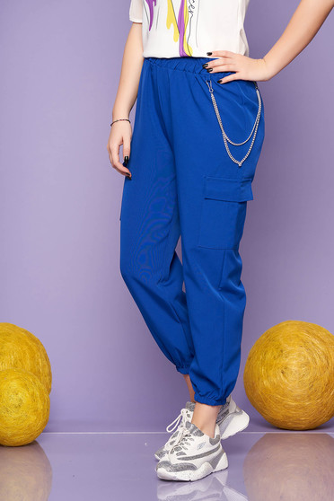 Blue trousers casual high waisted lateral pockets with an accessory