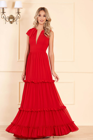 Red dress with v-neckline with ruffle details from veil fabric