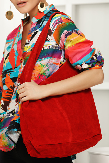 Red casual bag medium handles with an accessory