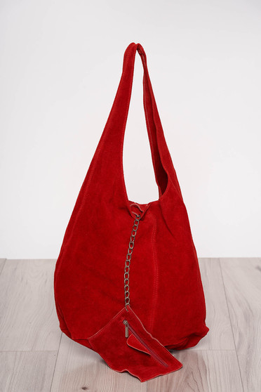 Red casual bag medium handles with an accessory