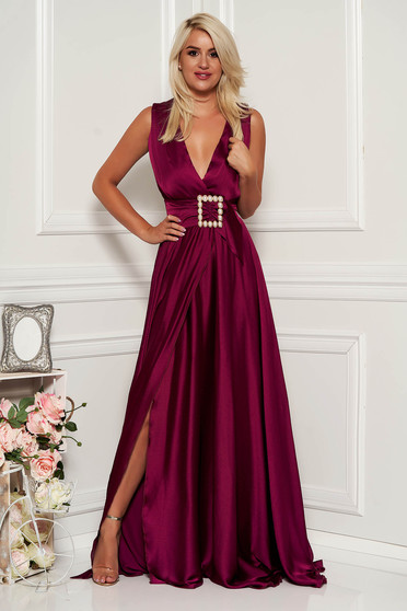 Purple dress occasional long cloche thin fabric with v-neckline from shiny fabric