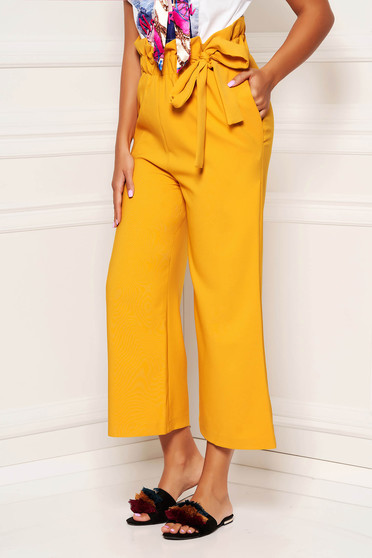 Mustard casual straight 3/4 trousers