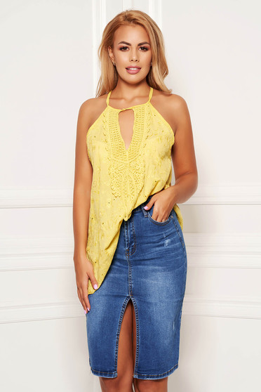 Mustard top shirt casual flared ribbon fastening sleeveless with v-neckline naked shoulders