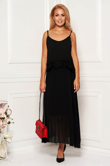 Black dress daily midi flared from veil fabric folded up with straps