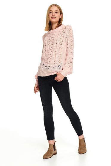 Pink casual short cut flared sweater knitted fabric with rounded cleavage