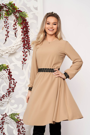 StarShinerS cappuccino elegant cloche dress from non elastic fabric accessorized with tied waistband with embroidery details