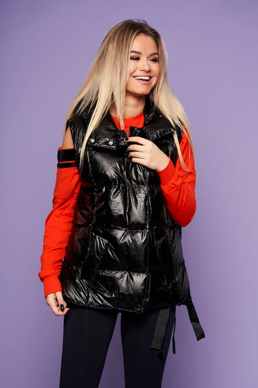 Black casual gilet from slicker with undetachable hood from shiny fabric