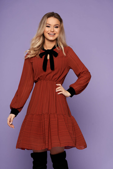 Bricky dress elegant short cut cloche long sleeved with elastic waist velvet insertions