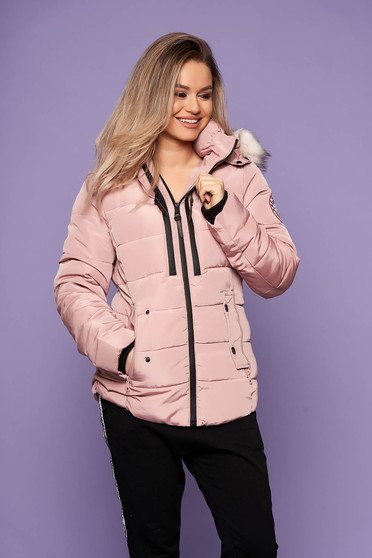 Lightpink jacket casual short cut with pockets long sleeved with furry hood
