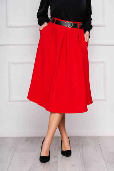 Red skirt cloche midi office accessorized with belt with pockets pleats of material