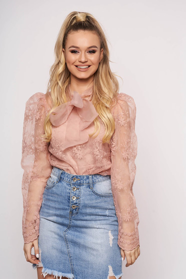 Lightpink women`s blouse clubbing short cut from tulle from laced fabric long sleeved flared